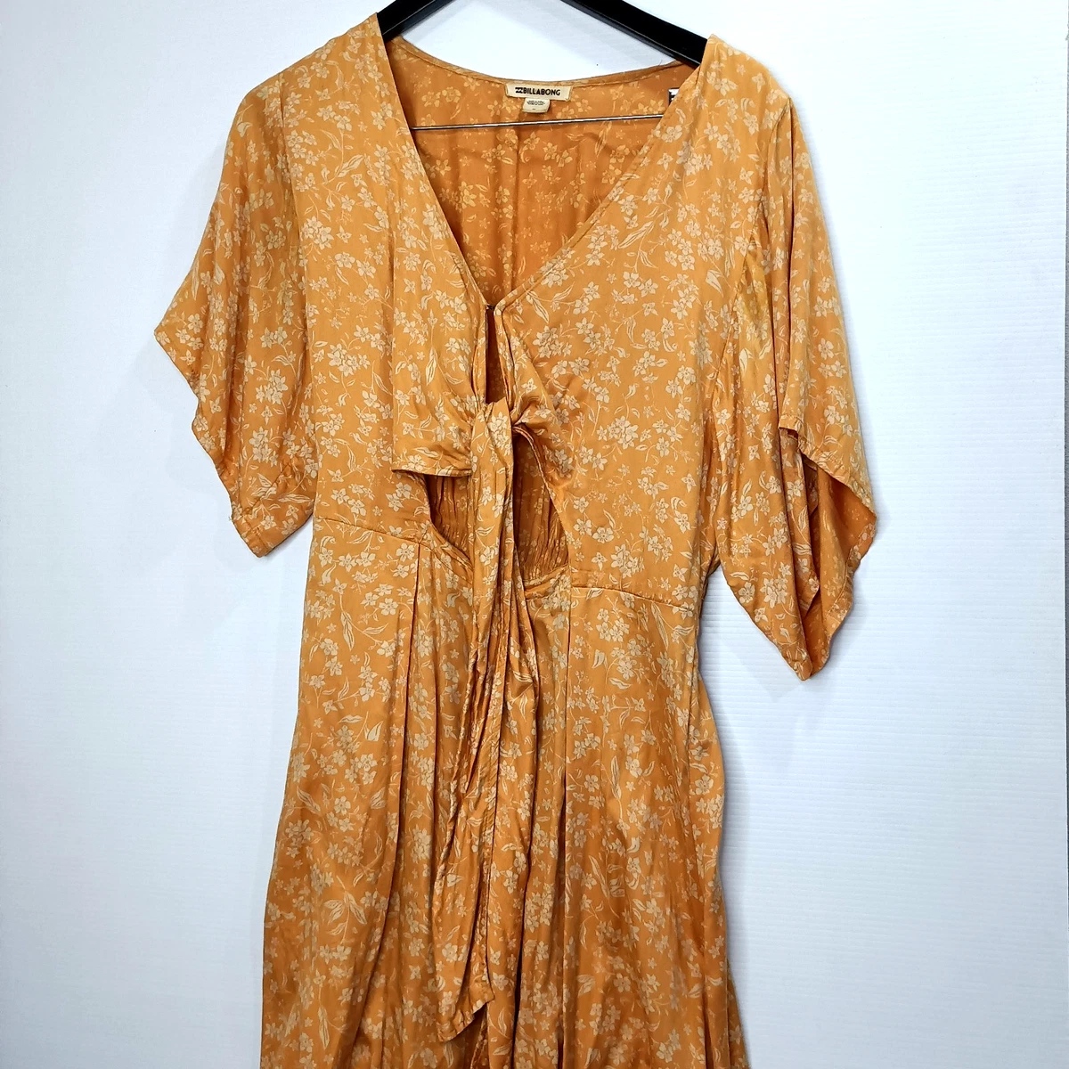 green emerald velvet dress Billabong