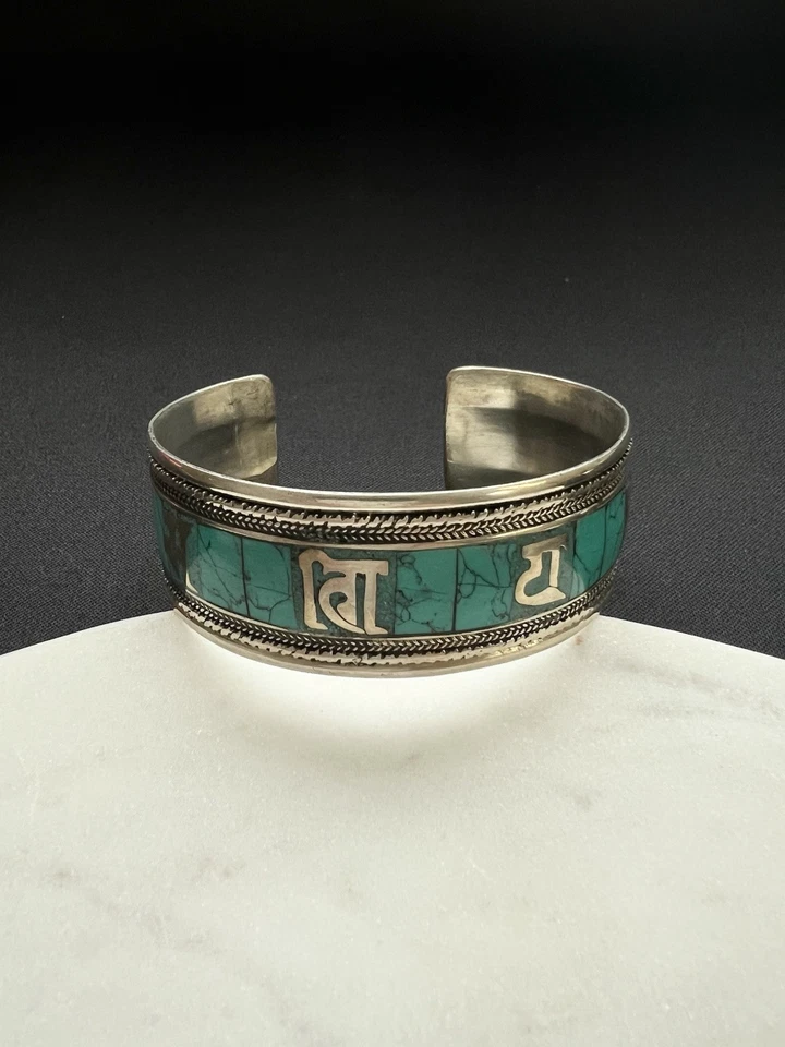 Om melena Padme hum Turquesa incrustación puño nepalí hermosa filigrana WMB020 Foto 3 de 3