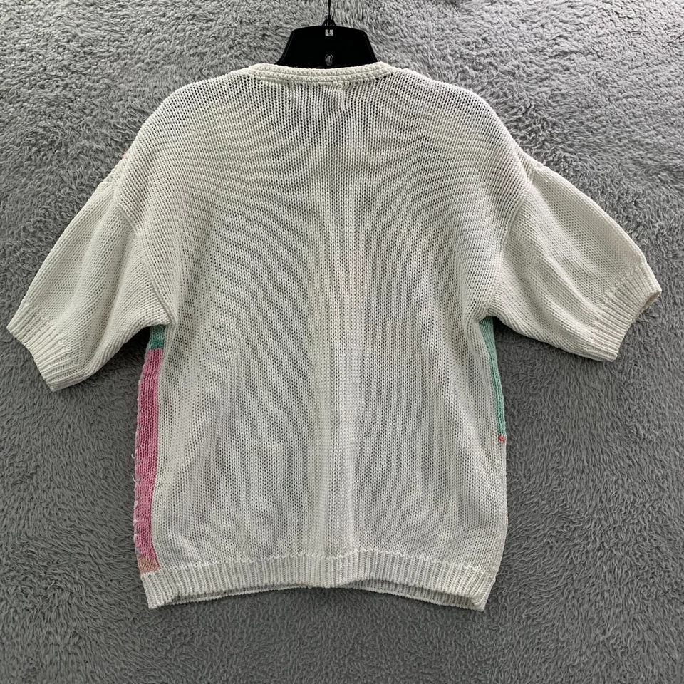 Suéter para mujer Northern Isles mediano bordado a mano blanco rosa* Foto 2 de 4