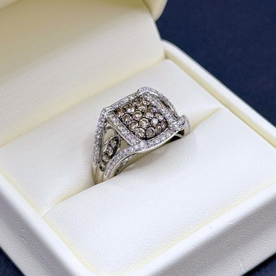 1,0 kt LeVian 14 kt Weißgold Schokolade & klarer G-H Diamant Ring Größe 7 (Glas)