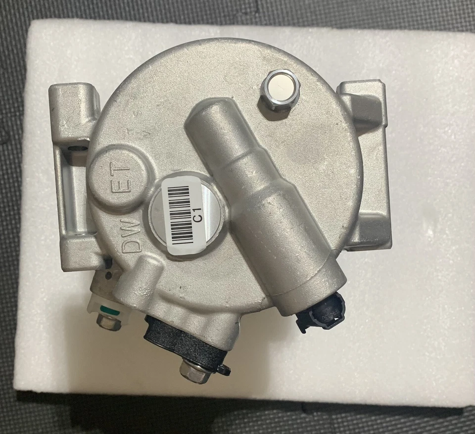 97701-2S500  2011-2016 Sportage Tucson A/C Compressor Assembly Genuine New Oem - Image 4 of 4