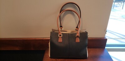 Excellent Condition Calvin Klein H4GD13DD Saffiano Leather  display picture 3