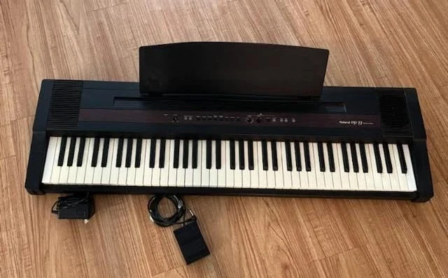 Roland ep 77 Digital Piano 76 Note Keyboard w Stand Power Cable Reverb