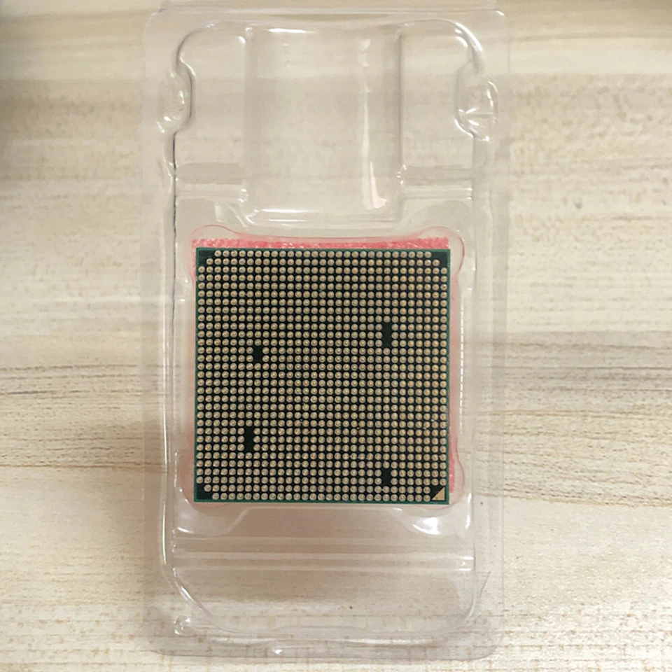 AMD Phenom II X4 840 CPU Quad-Core 3.2 GHz 95W Socket AM3 Processors - Image 2 of 2