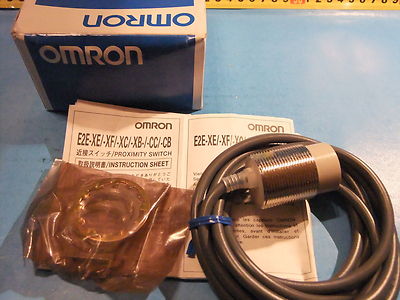 OMRON E2E-X18ME1 12-24 VDC Näherungsschalter