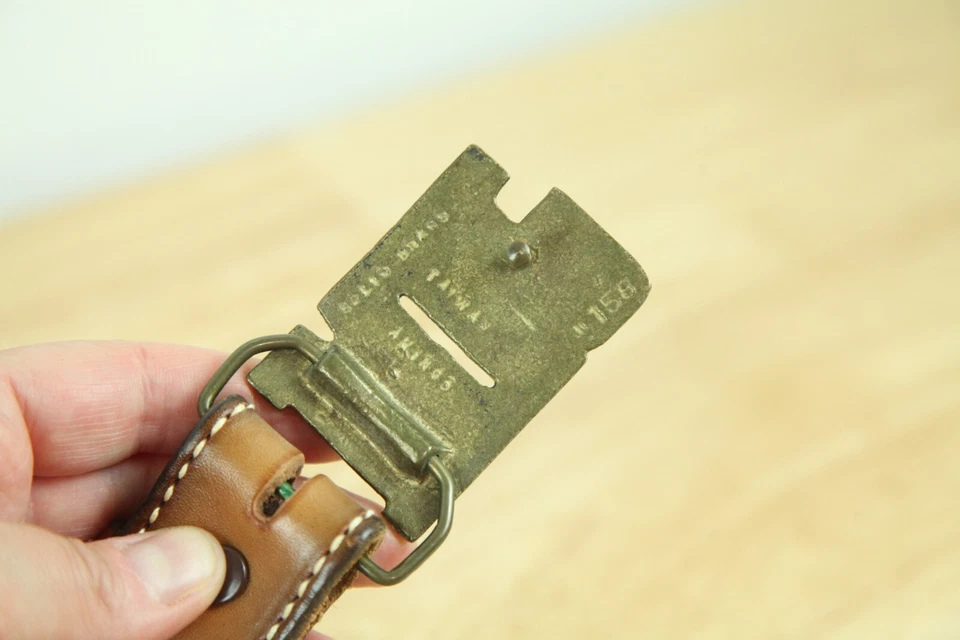 Cinto ocidental vintage anos 70 Tony Lama couro trabalhado EUA 36 Jim nome fivela de latão - Imagem 3 de 4