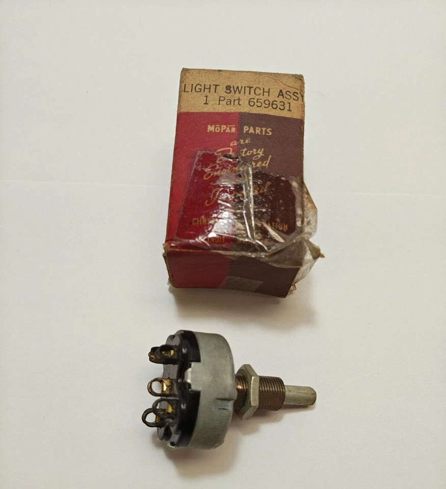 Interruptor de faros de lujo 35-36 Plymouth Deluxe PJ modelo P2 659631 NOS. Foto 4 de 4