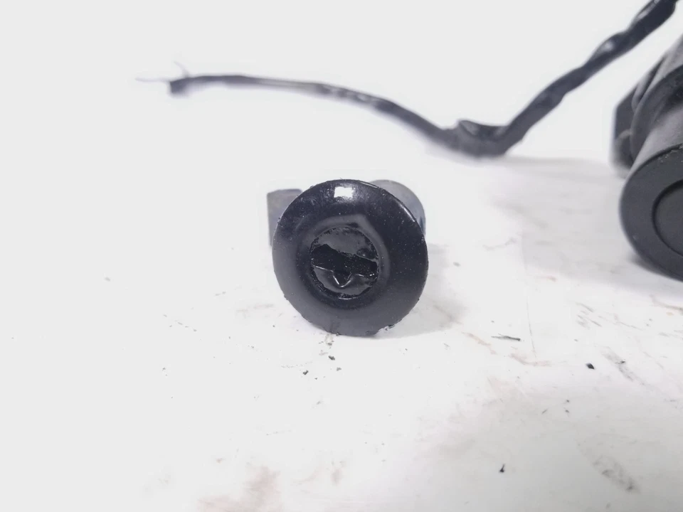 08 Hyosung GT650R GT 650 Comet Interruptor de encendido Bloqueo de asiento Envío gratuito Foto 3 de 4