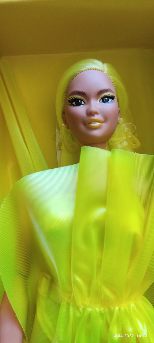 Barbie Chromatic Couture Yellow Exclusive Doll Convention 2022 