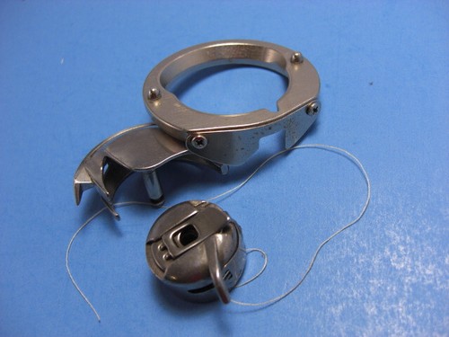 Elnita 225i Sewing Machine Side Load Bobbin Hook Shuttle Case Race + 1 Bobbin