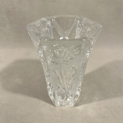 PV08584 Vintage Frosted & Clear Hex Pressed Glass PANELED ROSE Bud