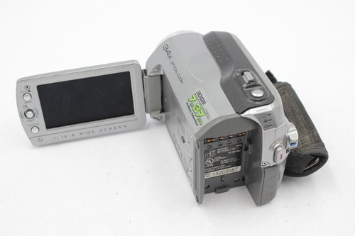 JVC Everio GZ-MG130U Hybrid 30GB HDD 34x Optical Camcorder w/power,charger,noBat - Picture 2 of 7