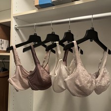 Lot of 4 Women  s Used Bras Size 36 D Lilyette Full Coverage Underwire