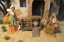 HANDMADE CHICKEN COOP CAN BE USED WITH 5 INCH FONTANINI