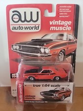 2015 AUTO WORLD Vintage Muscle 1970 Dodge Challenger T/A R4 64032