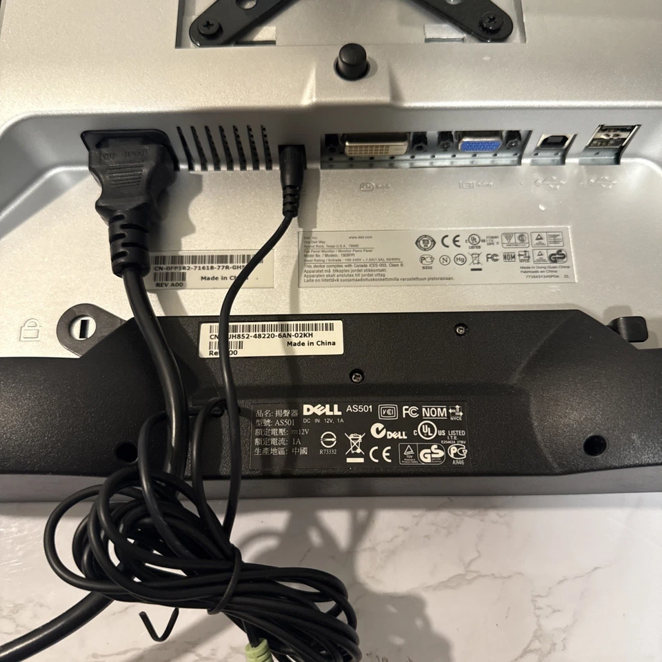 Dell UltraSharp 1908FPT 19LCD Monitor Desktop W/DELL AS501 & Wall Mount Bracket - Image 4 of 4