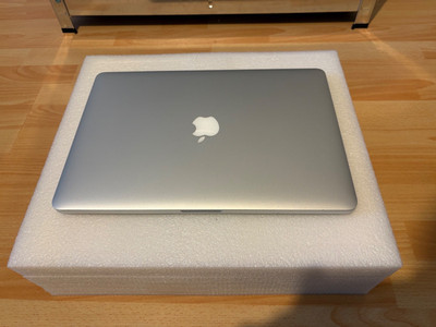 MacBook Pro 15'' (2015) | i7 | 16GB RAM | 256GB SSD | Top Zustand!  500 Zyklen