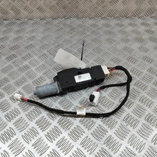 Mercedes-Benz GLS X167 2021 Motor Aktuator A2139067003 NKV1988 Mercedes-Benz GLS X167 2021 Motor Aktuator A2139067003 NKV1988