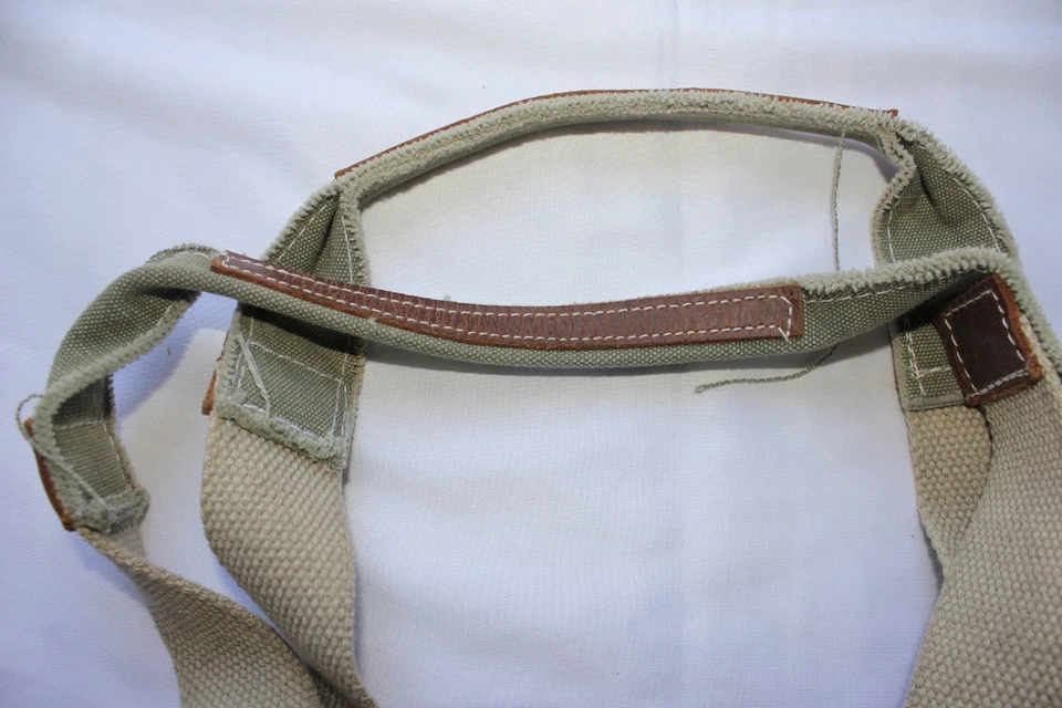 Sun'N'Sand - UCHI - Bolso de Hombro Grande Lona Pesada y Cuero 23W x 13T x 6D Foto 4 de 4