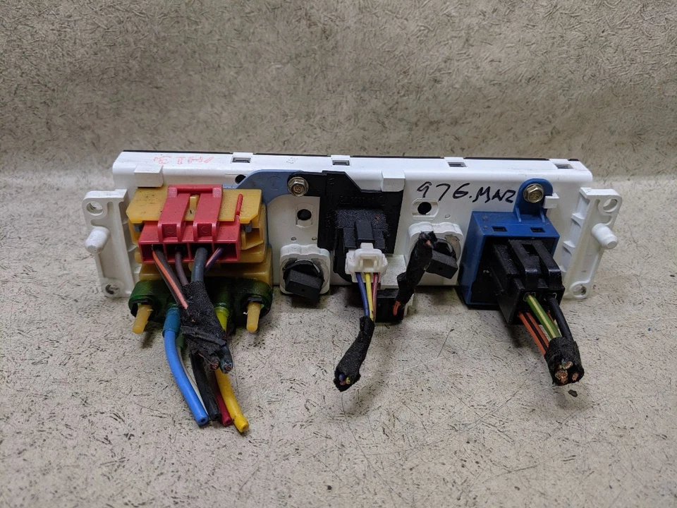 Calentador de control de temperatura para 98-11 FORD CROWN VICTORIA VIC b88-203045 Foto 4 de 4