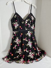 Lulu's Floral Embroidered Strapless Dress Size Medium. Evening Party Summer Wear