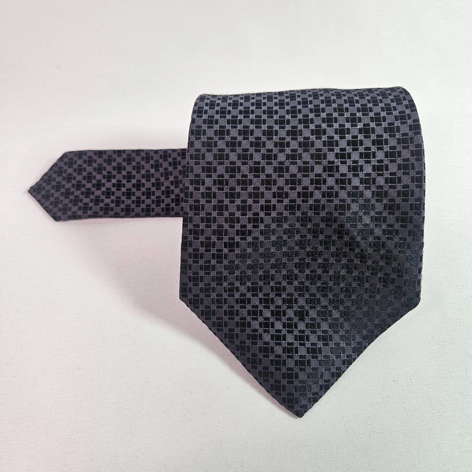 Corbata Club Room 100% Seda Hecha en EE. UU. Estampado Geométrico 4" x 58" Foto 2 de 4