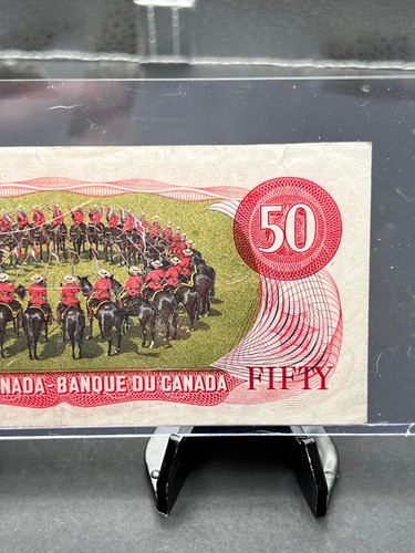 1975 Bank Of Canada $50 Bank Note SN# EHA5721104 - Picture 6 of 6