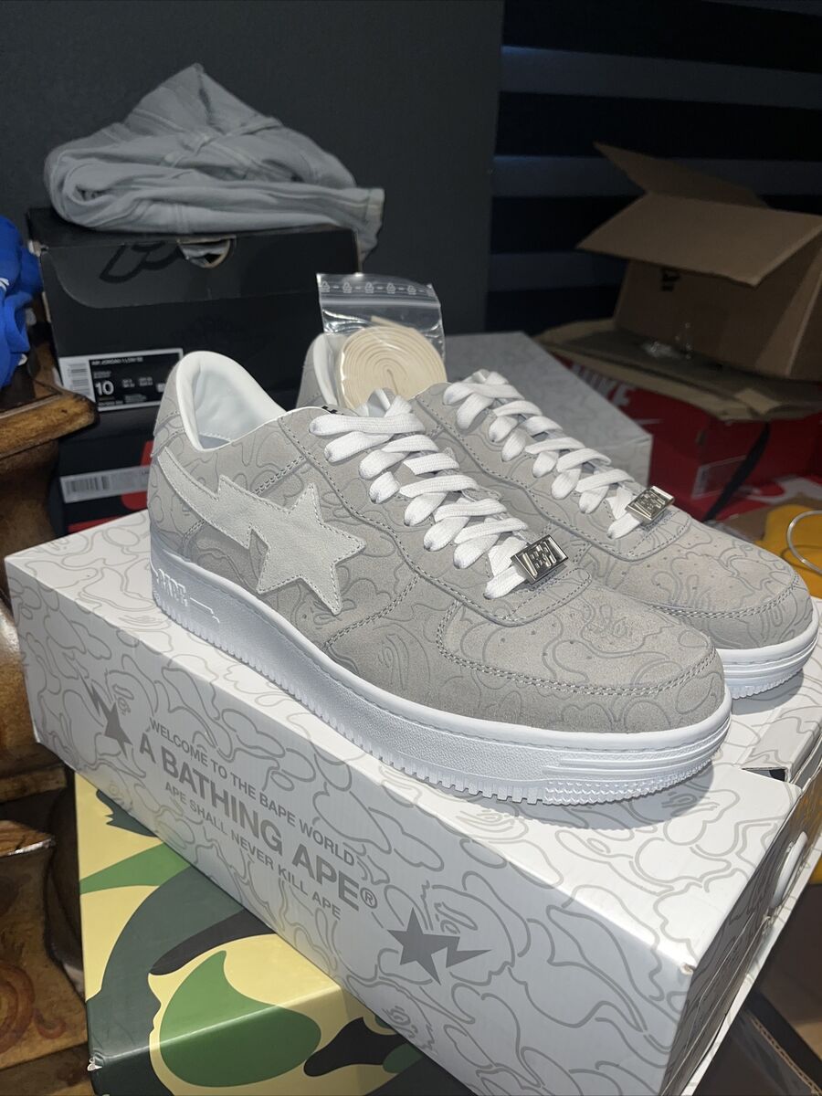 Size 8 - A bathing ape Bapesta x Solebox Light Gray Line Size 8 - A bathing ape Bapesta x Solebox Light Gray Line