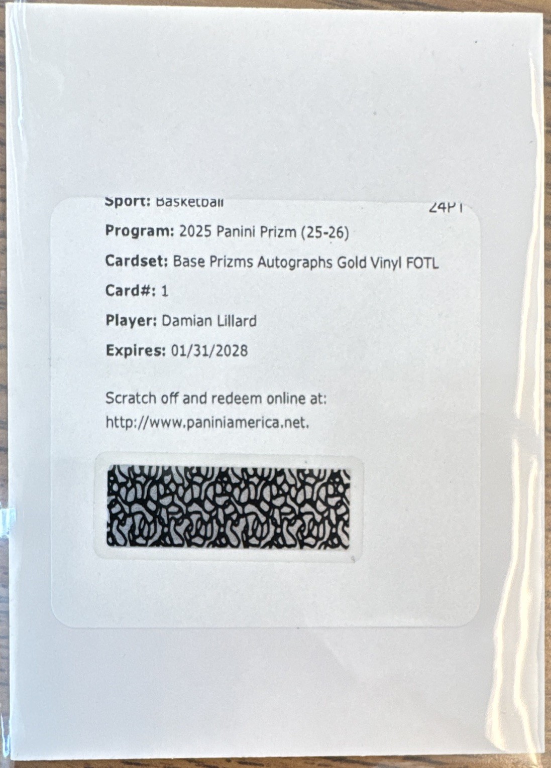Panini Prizm 2025-26 Damian Lillard Gold Vinyl /5 FOTL Auto Redemption #1 Blazer view 1
