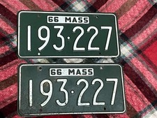 1966 66 MASSACHUSETTS MA MASS LICENSE PLATE TAG PAIR SET