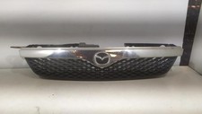 Calandre Mazda 323