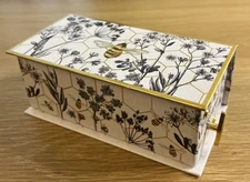 PUNCH STUDIO BEE THE GIFTED LINE MUSIC BOX WITH VERBENA SOAP BAR BEETHOVEN 4oz