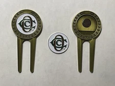 (1) Oakmont Country Club Divot Tool & 1" Coin Style Golf Marker - A Beauty!