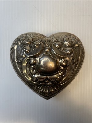 Heart Shaped Jewelry Trinket Box International Silver Company Floral Ornate Vtg