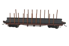 Bachmann HO Flatcar W/ Stakes Model Train Accessory Knuckle Coupler #M-14