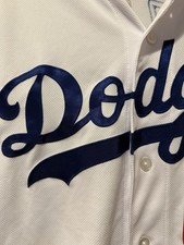 World Series: Adrian Gonzalez tweets he was in Dodgers' L.A. studio