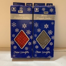 VINTAGE 90s SLIPPER SOCKS LEISURE SOCKS LOT OF 2 PAIR SIZE 10-13 CHRISTMAS