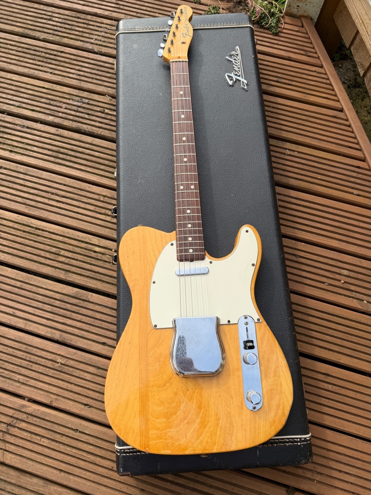 1972 Fender Telecaster - Ash w /  Rosewood Fretboard - All original + Hard Case
