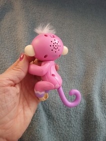 WowWee Fingerlings Monkey Pink  Small 5" Figure 2016 Interactive