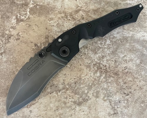 Dwaine Carrillo / Airkat Knives M250 Cobra M6 | All-Black Milled G10 / Titanium