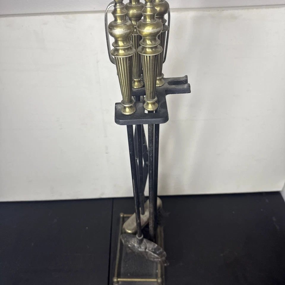 Juego de herramientas mixtas vintage de hierro de metal y latón para chimenea de 5 piezas con soporte* Foto 4 de 4