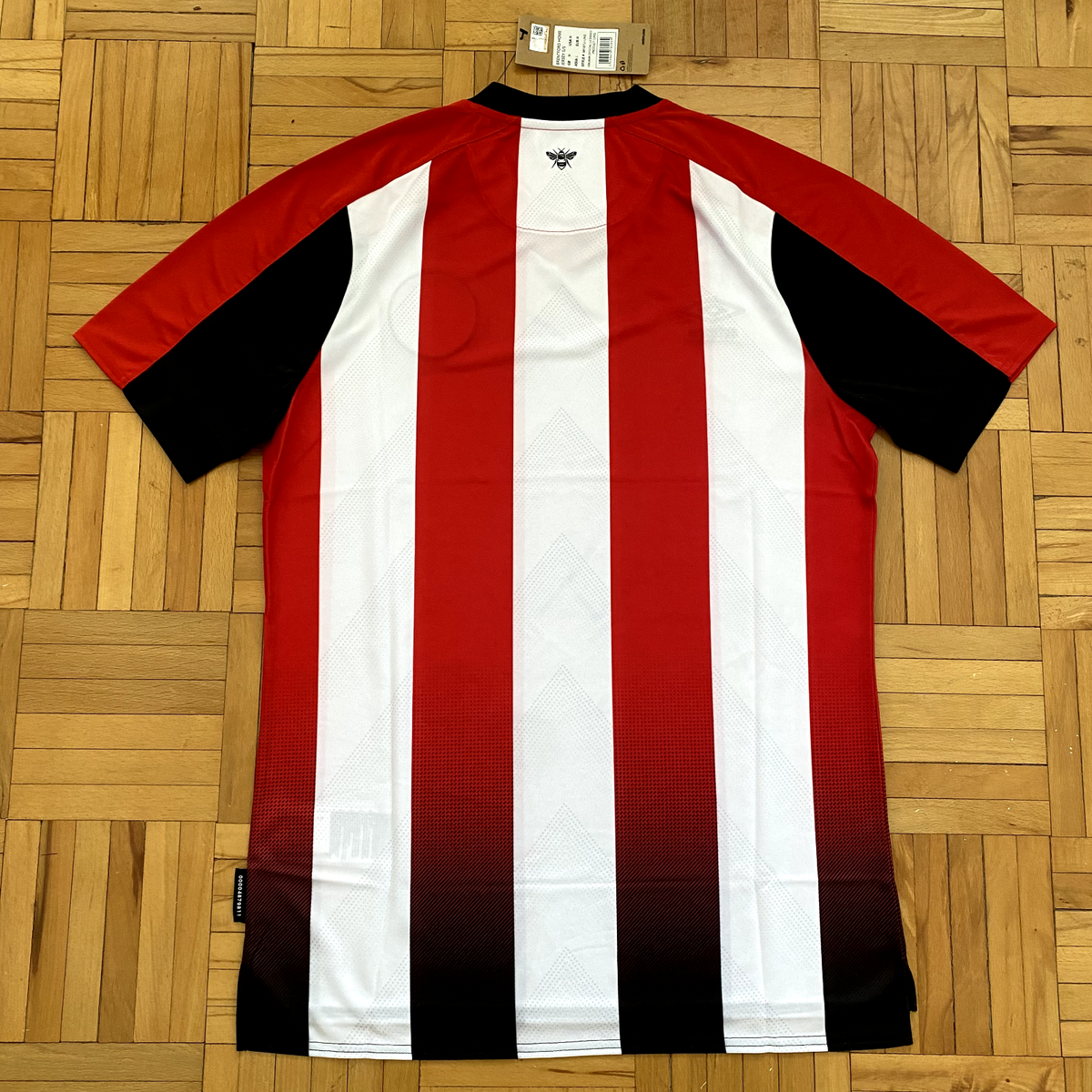 Brentford FC Home Shirt 2023/25 (M) [Umbro] BNWT - No
