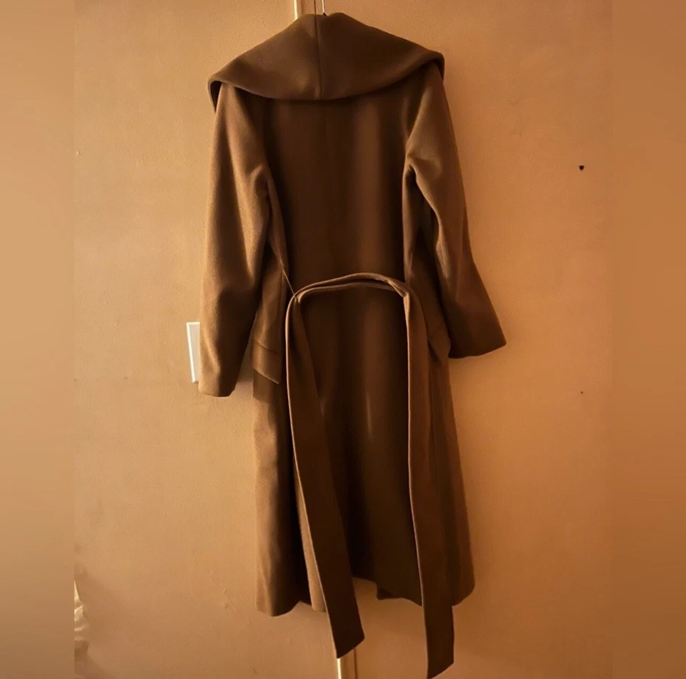 全新 EXPRESS $278 黑色披肩裹巾外套 尺寸 S 小号 — 第 2/3 张图片