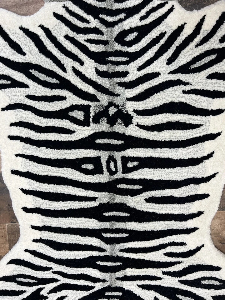3 X 5 Hand Tufted 100% Wool  Black White Tiger Modern Oriental Area Rug NEW! - Image 3 of 4