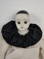 Poupée vintage Pierrot en porcelaine et chiffons 52 cm - Label Emmaüs