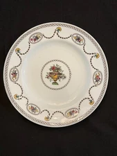 COPELAND LATE SPODE BLACK FLORAL LUNCHEON PLATE ENGLAND  9”