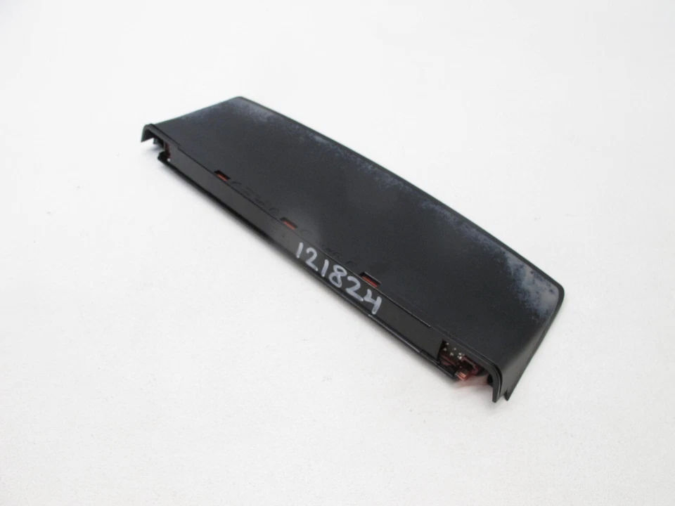 09-16 AUDI B8 A4 S4 RS4 SEDAN 3RD THIRD BRAKE TAIL LAMP LIGHT OEM 121824 - Image 2 of 4