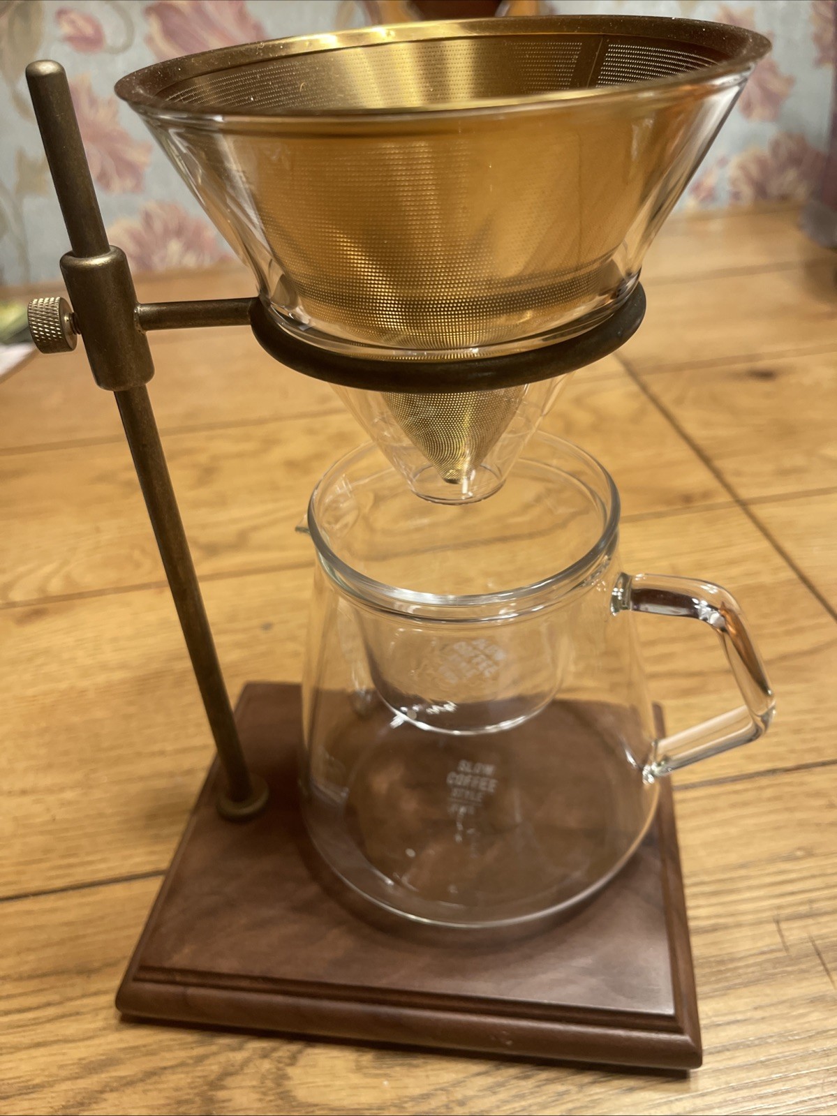 KINTO SCS-S02 Pour-Over Coffee Brewer Stand With Two Glass Accessories