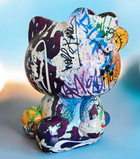 HELLO KITTY X SEPHORA GRAFFITI 5 MAKEUP BRUSH SET HOLDER EYESHADOW LIP EYELINER