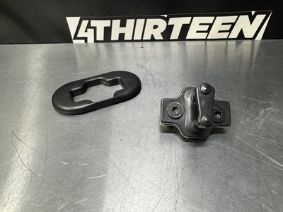1997 - 2004 CORVETTE C5 LH OR RH DOOR STRIKER OEM 10275522 #L110
